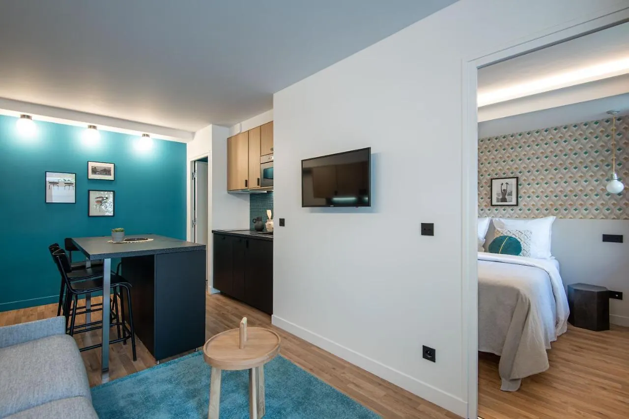 New - Superbe 1 Bdr Appt - Design 60'S - Paris 15E Apartment
